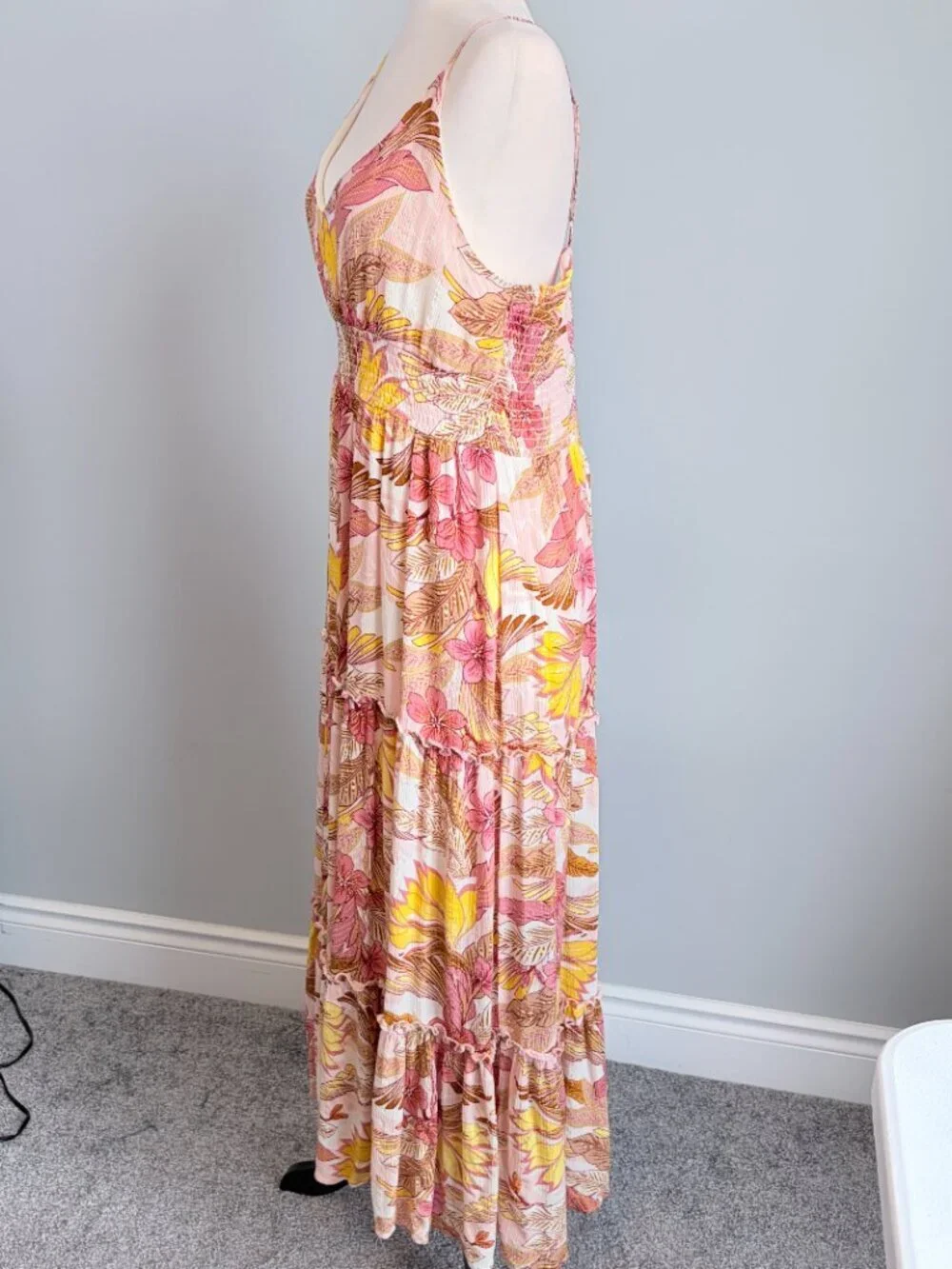 Tiered Maxi Dress Summer Flowy Costal Chic Gold Stitching Pink Yellow Size XXL - Picture 4 of 13